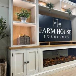 3.2m with 1600 oak interior