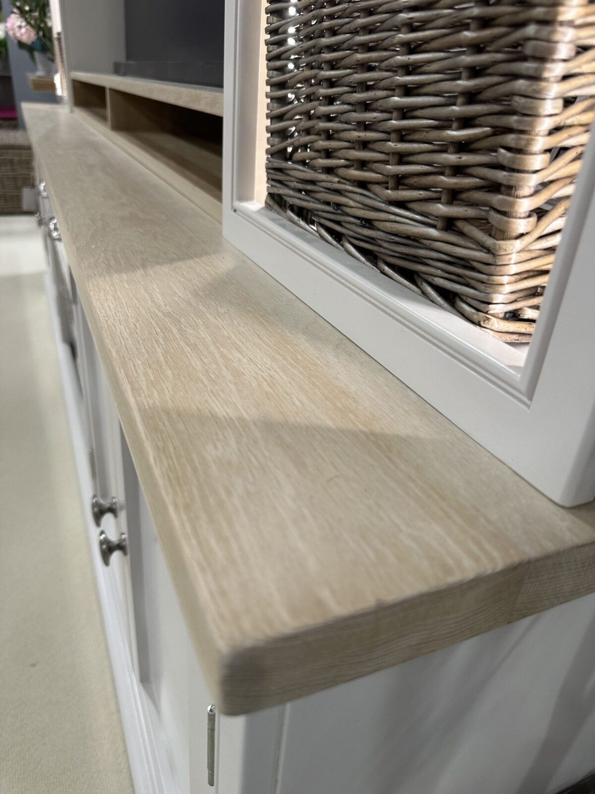 Shaker Rattan Insert 2.4m Shaker Beaded Media Wall | Wicker Basket Storage | LED Lighting ...